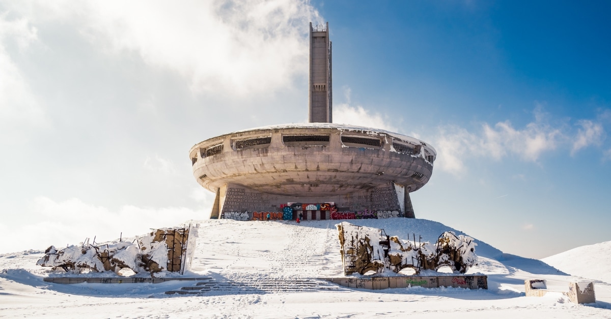 Buzludzha in Bulgaria, a perfect spot for urban exploration by Florian Huguenin Photography